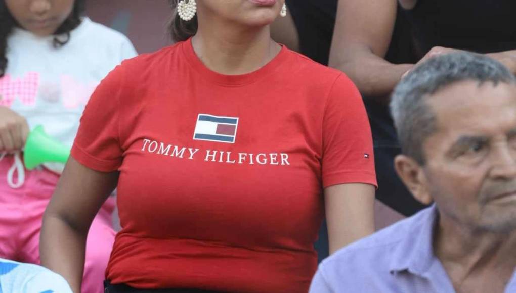 Las bellezas de la última jornada: una reina y las chicas sensación en el Yankel