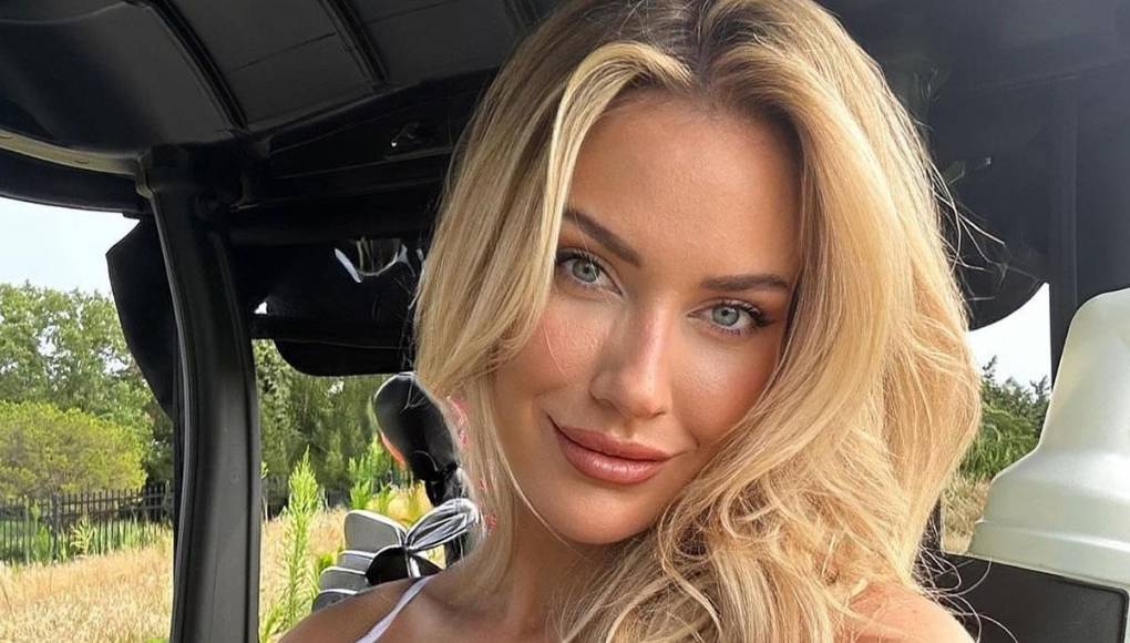 Por otro lado, la golfista desmintió que lleve piercings en los senos: “La segunda es que en una foto había un pliegue en mi camisa y estaban convencidos de que este pezón (señalando su seno derecho) estaba perforado. No lo está”.