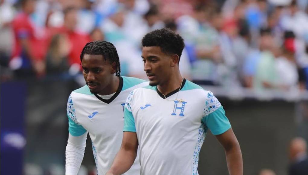 Douglas Martínez - Estuvo en la misma línea de Vuelto. El momento adverso del partido lo absorbió y su paso por el duelo sirvió para un simple registro. El atacante de Indy Eleven de la USL entró al minuto 83 y no pudo ser un revulsivo para la Bicolor.