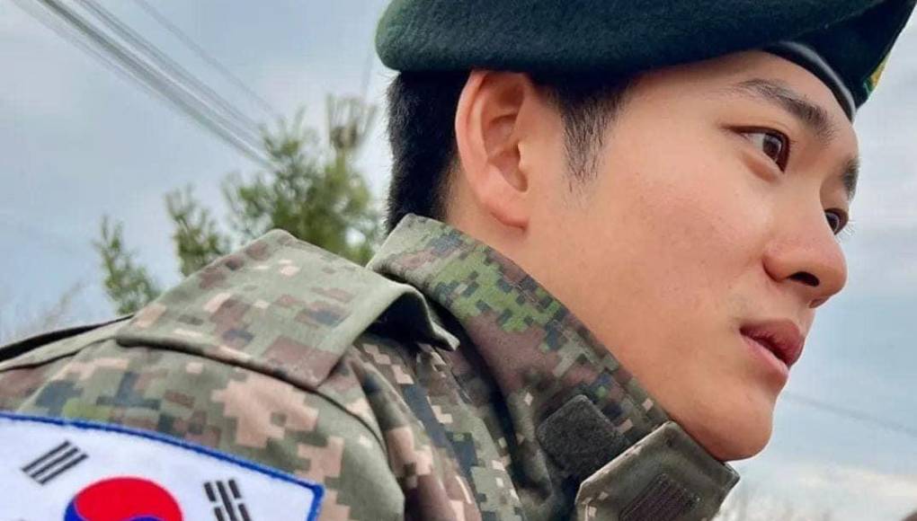 Kang Tae Oh expresó posteriormente lo feliz que estaba por reencontrarse con sus seguidoras y a su vez confesó que tenía sentimientos encontrados, por la tristeza que le causaba también el despedirse de las buenas personas que conoció en el ejército.