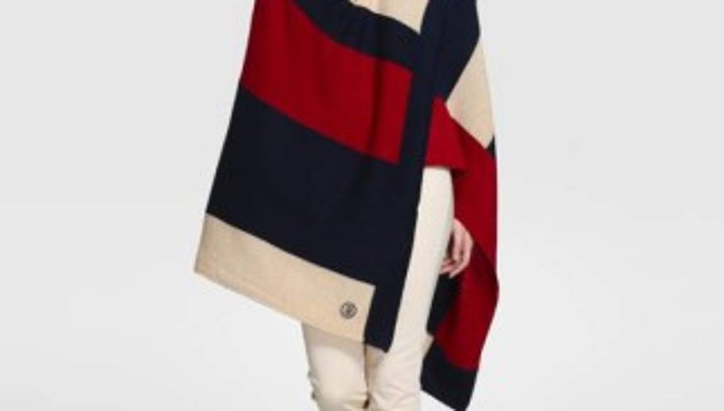 Las túnicas ponchos se vuelven a poner de moda