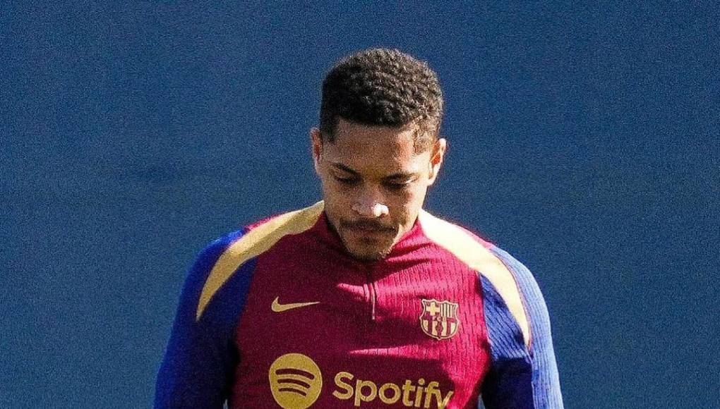 “Vitor Roque tiene que tener más minutos y nadie entiende por qué no se los dan. Xavi nunca ha hablado con él y no entiendo esta situación”, comentó para el medio antes mencionado.