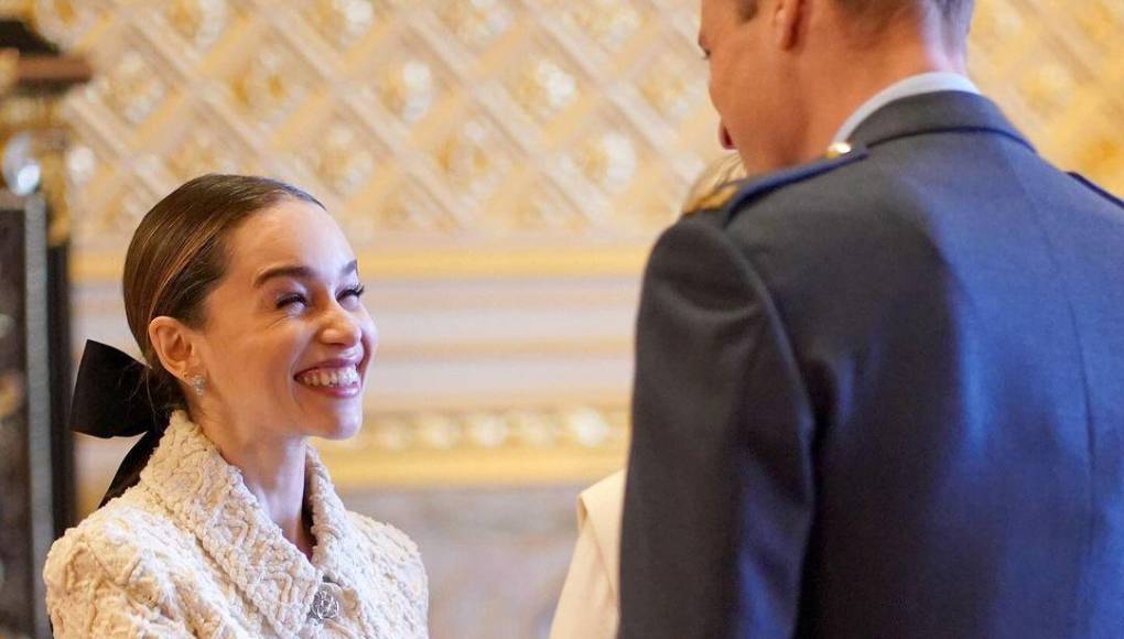 La noticia de los premios de las Clark se anunció en la Lista de Honores del Año Nuevo 2024 del Rey Carlos III, en diciembre de 2023, que reconoce a quienes en el Reino Unido han demostrado un servicio o logro ejemplares en sus respectivos campos.