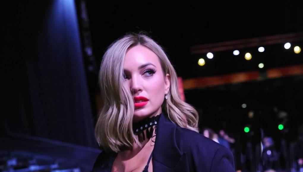 La comunicadora ya tiene más de 192 mil seguidores en su perfil y espera que el argentino no le rechace su invitación, pues al parecer ella quedó flechada desde el primer instante que lo vio.