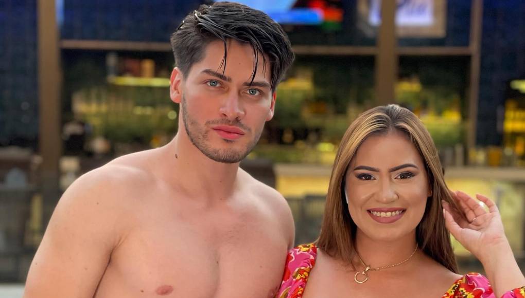 Miguel y Alejandra son compañeros de trabajo, pues ambos laboran para el canal de televisión, HCH.