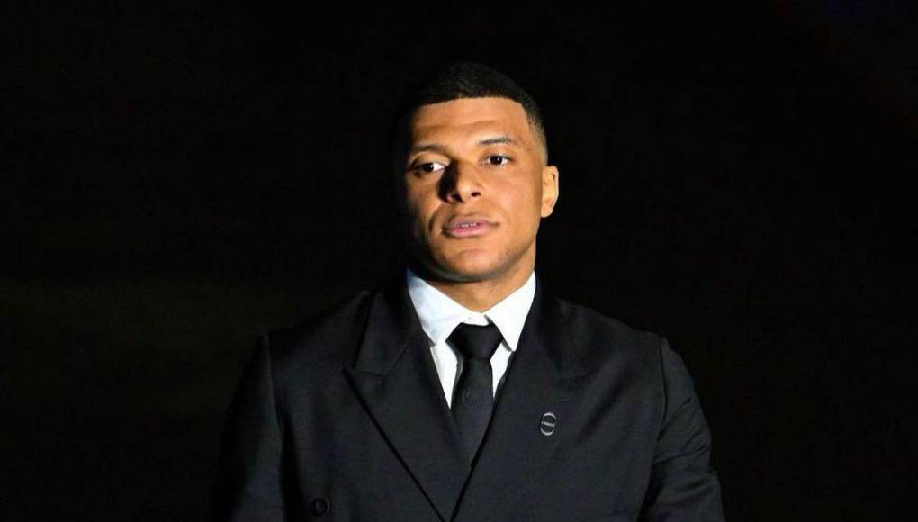 El delantero habría confesado a su entorno que, con tal de hacer su adaptación al equipo más fácil a Carlo Ancelotti, está dispuesto a jugar como ‘9’ para encajar con Vini y Rodrygo.