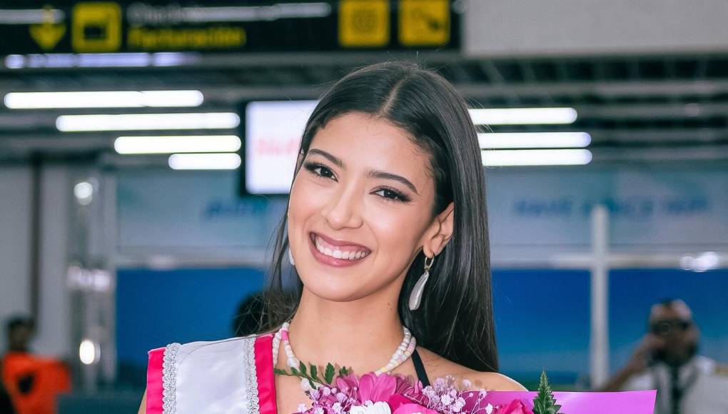 Su rostro delicado y su encantadora sonrisa denotan la nobleza de su corazón y la energía de una joven mujer que lucha por cumplir sus sueño y ser un ejemplo positivo para los demás. 