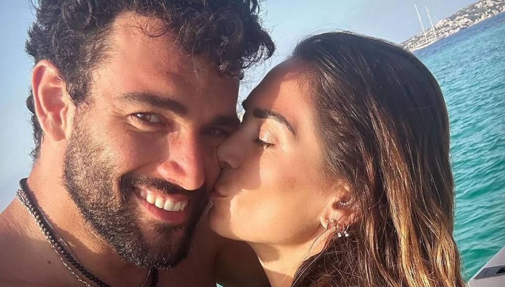 Satta empezó una relación en 2023 con el tenista italiano Matteo Berrettini, de 27 años. Ella es 11 años mayor que el deportista.