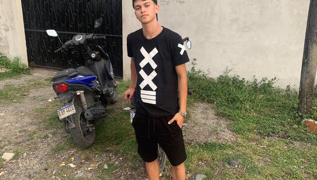 “Nos solidarizamos con esta irreparable pérdida”, informó la liga.