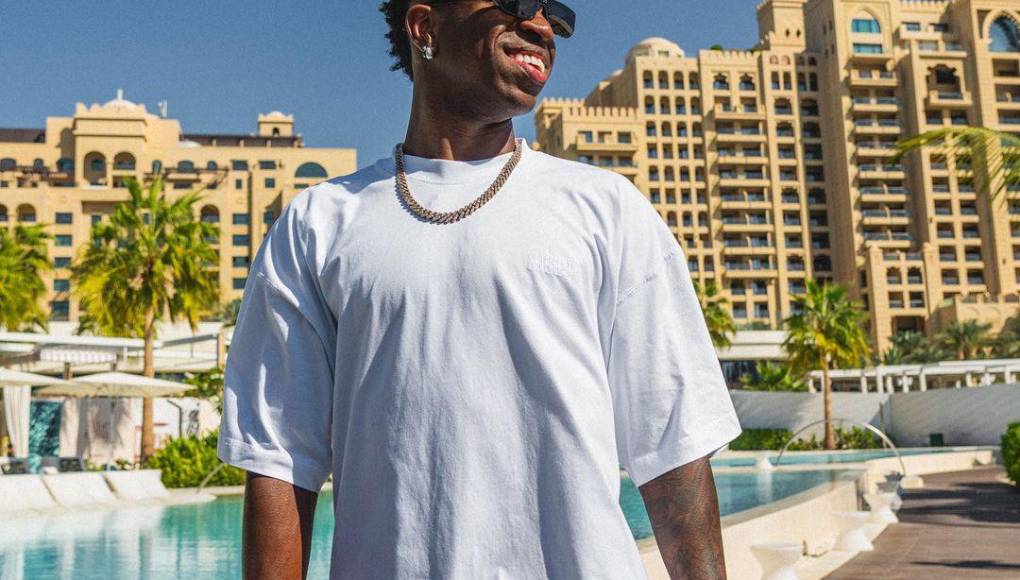 Y es por ello que aprovechó para ir al concierto de Mike Towers en Madrid, pero no fue solo, ya que estuvo acompañado de una cantante venezolana.