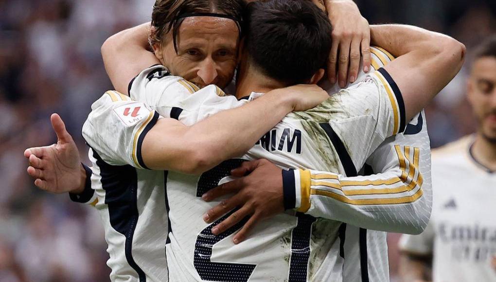 A pesar de que el club cuenta con jóvenes talentos como Bellingham, Valverde, Tchouaméni o Camavinga, el técnico italiano desea reforzar la medular con una estrella argentina y los contactos se han producido.