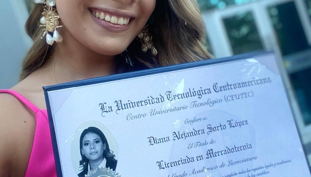 En 2021 logró graduarse de la licenciatura en Mercadotecnia, y a principios de 2022, Diana dio un salto de fe y renunció a su trabajo para cumplir otro de sus sueños, abrir su propia academia de danza.