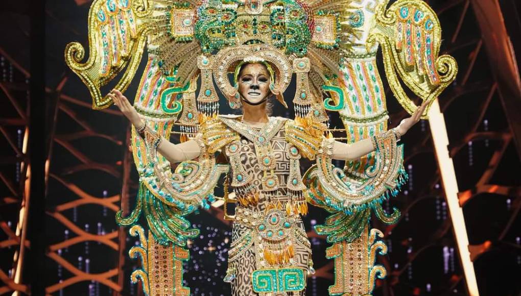 “Bailando con los Dioses” es el traje típico que luce la reina hondureña en Miss Grand Internacional