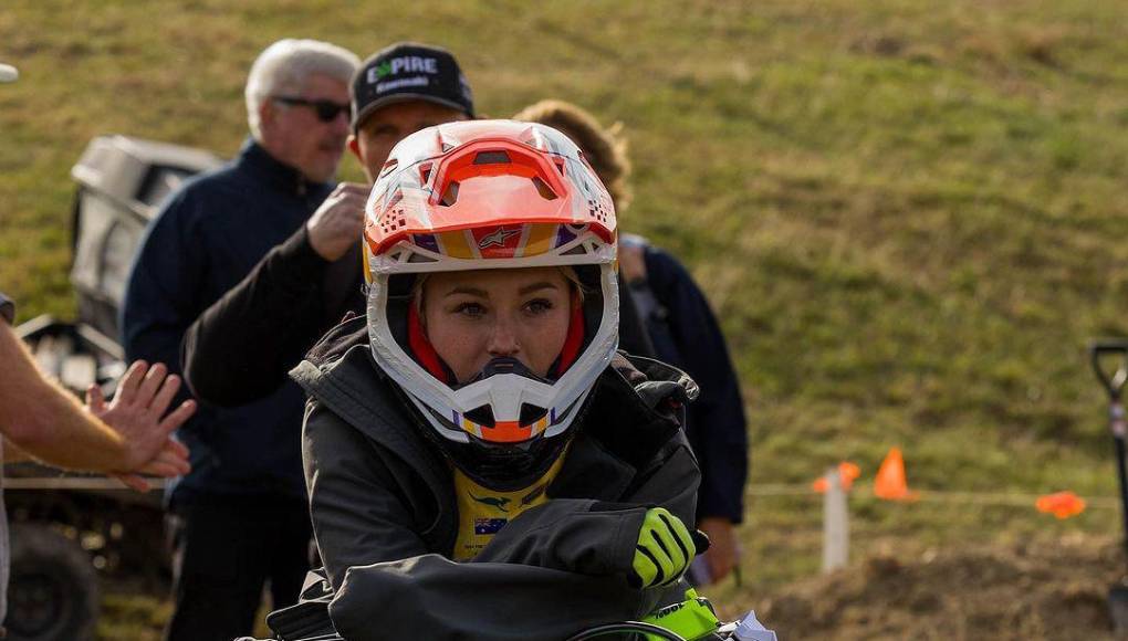 Algunos de estos deportistas pasan por este tipo de accidentes durante su carrera y Taylah McCutcheon vivió para relatar lo que pasó.