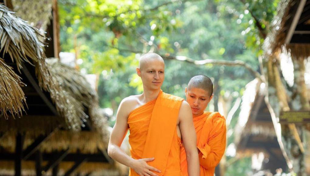 Y: “No culpes a los demás por tus propias reacciones. La ira, la desesperación y la frustración nunca vienen del exterior.