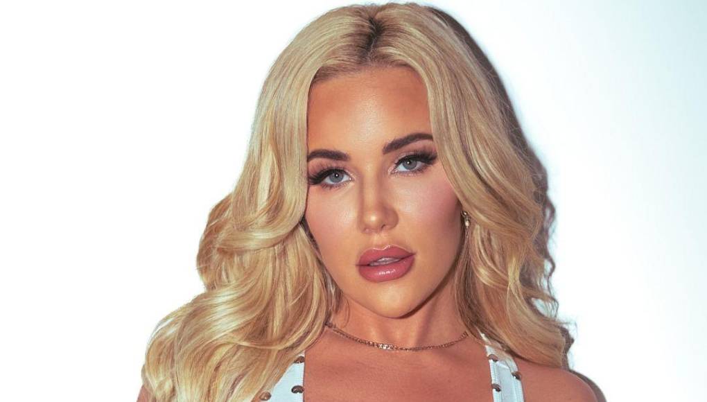 Savannah Bond es una actriz de cine para adultos australiana y tiene 33 años.