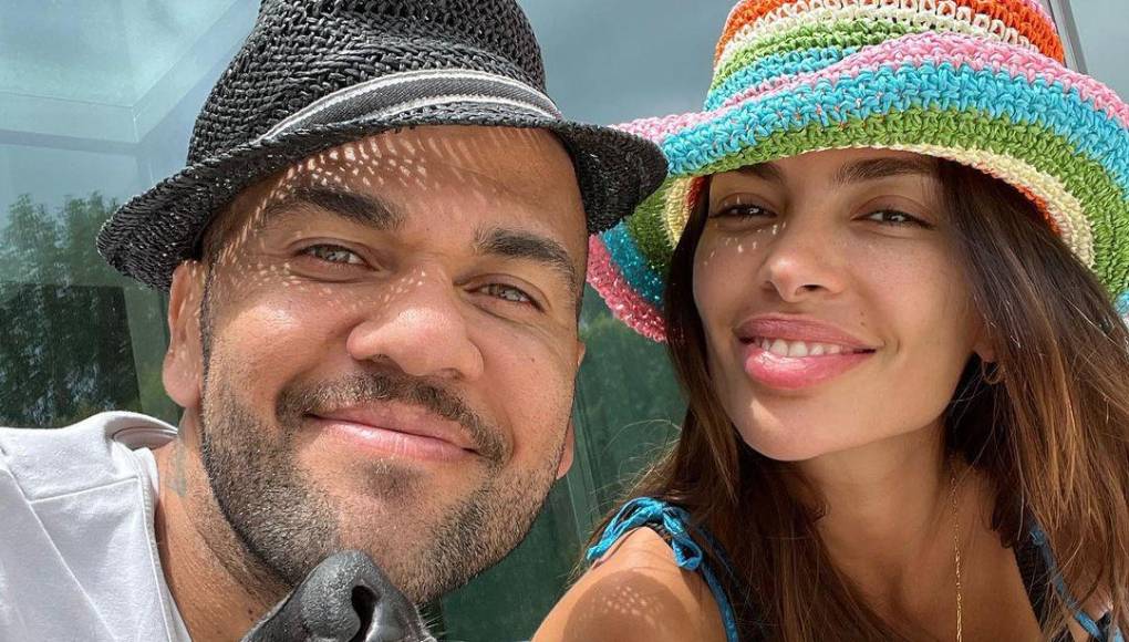  “Perdonar alivia, así que me quedo con lo mágico y cierro una etapa de mi vida que comenzó el 18/05/15. Doy gracias por las oportunidades y aprendizajes que la vida me da, por más difíciles que sean, aquí está una mujer fuerte que pasa a la siguiente etapa de su vida”, expresó en su momento.