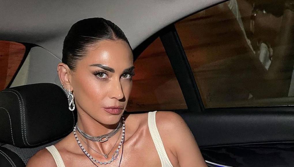 Luego la también influencer admitió que se equivocó al haber confesado su intimidad con el futbolista: “En el fútbol tienes que tener cuidado con lo que dices, especialmente cuando se trata de sexo, no te puedes imaginar el torbellino en que se convirtió aquello”.