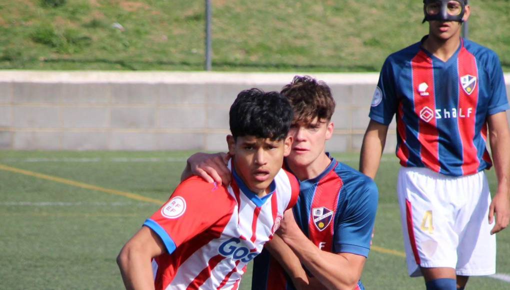Richard Martínez es un goleador nato. Nació en Tegucigalpa, se mudó en 2019 a España y fue refuerzo del Olimpia Sub-15 que conquistó el título en la Copa Donosti. 