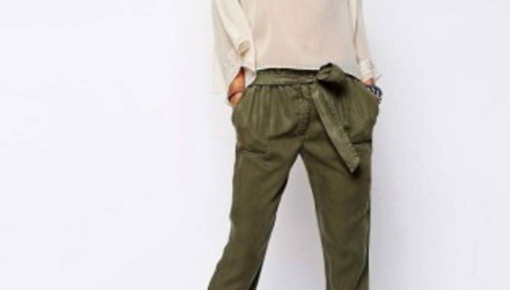 'Paper bag”, el pantalón ideal para looks casuales