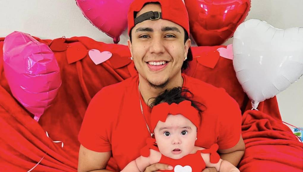 Summer Ivette Silva Oseguera es la primogénita del cantante Davis Flow. La bebé llegó al mundo el jueves 24 de agosto de 2023.