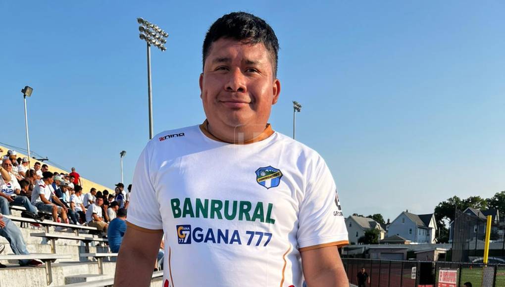 Los fanáticos de los Cremas también asistieron al recinto deportivo para alenta a sus jugaores.