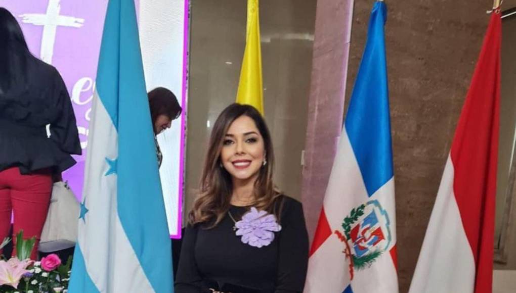 Mejía finalizó diciendo que “hasta el momento esas intenciones de Libre de instalar la constituyente les ha salido el tiro por la culata, porque todo lo han realizado atropeyando la constitución y sus leyes”. 