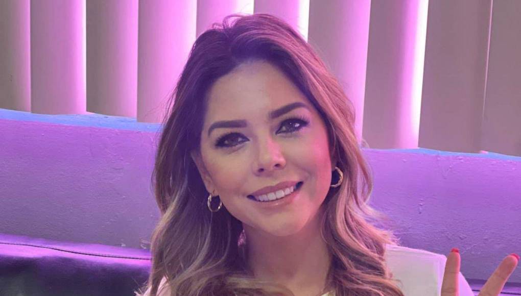 La polémica diputada declaró que no cabe la reelección del expresidente Zelaya porque el no fue designado presidencial, sino presidente y que y salió de funciones.