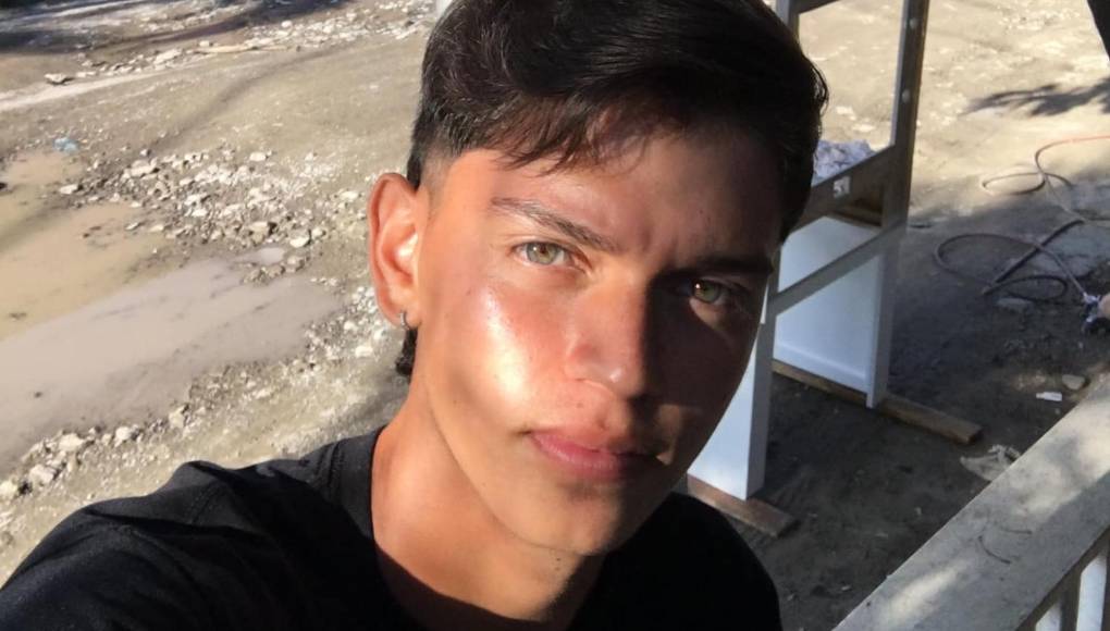 La barbería er muy famosa en La Ceiba. Varios jugadores de la Liga Nacional se habían cortado el pelo ahí.