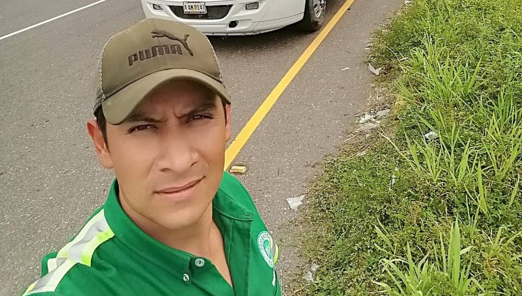 Ricardo tenía doce años de estar casado y tenía un hijo que era su adoración y el protagonistas de sus estados en las redes sociales.