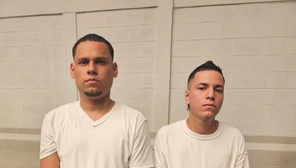 La visitante se dirigió al módulo de la Pandilla 18, donde ya la esperaban dos pandilleros recluidos en La Tolva. En efecto, los agentes penitenciarios no se equivocaron al sospechar que se trataba de droga.