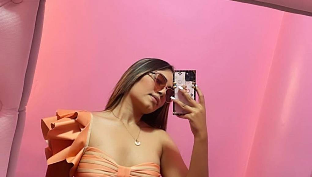 Cristel Osorio dice que su noviazgo con Yeison Mejía es su primera relación y que “ha sido muy lindo todo”.