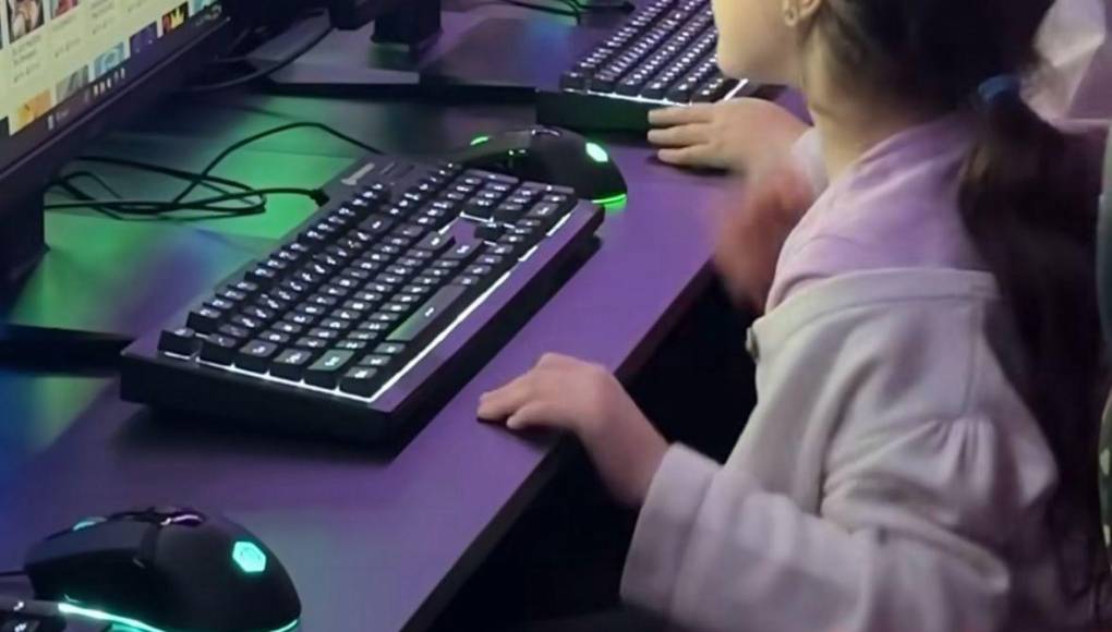 Guerra, mencionó que el proyecto se fundamenta en los 6 pilares que se han venido trabajando desde hace 3 años en la currícula educativa.