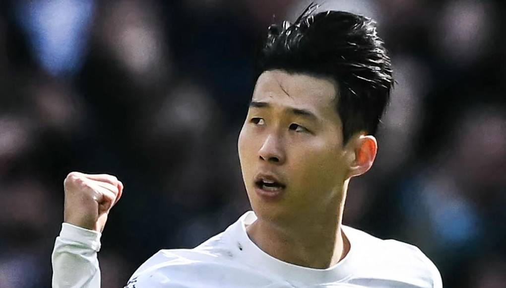 18 - Son Heung-min (Tottenham): El delantero surcoreano tiene 34 puntos, por 17 goles.