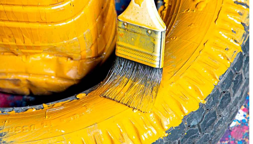 Camitas hechas con neumáticos