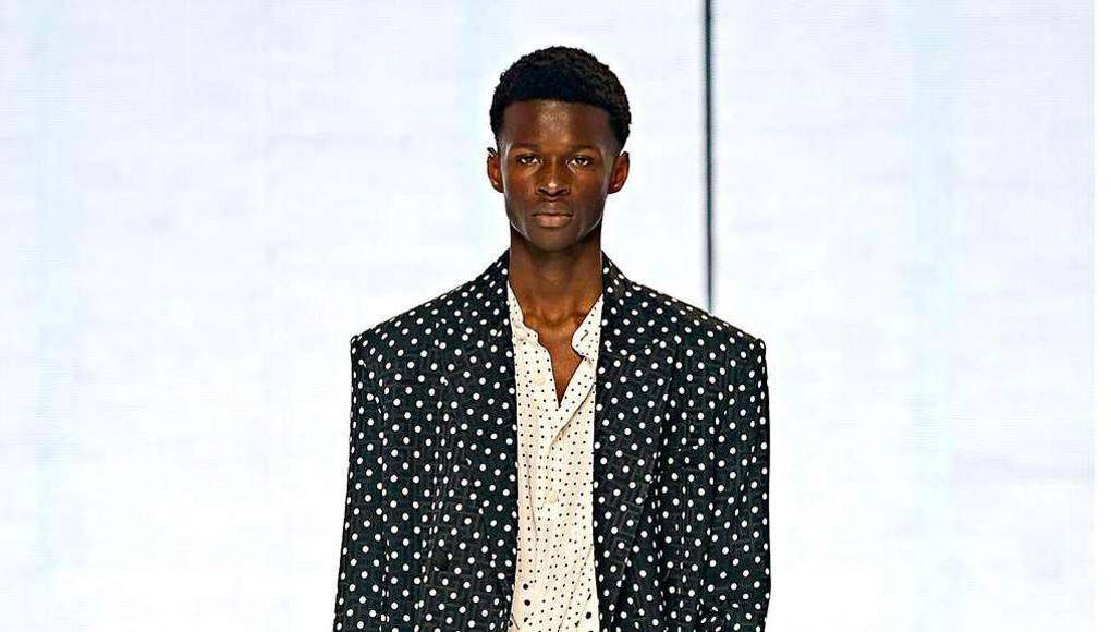 Lunares, así se luce esta tendencia este verano