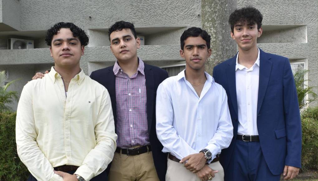 Josseph Paz, Favián Zúniga, Víctor Puerto y Daniel Flores