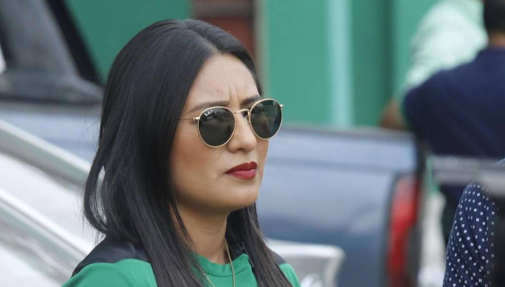 Las chicas de Marathón TV también estuvieron en el Yankel.