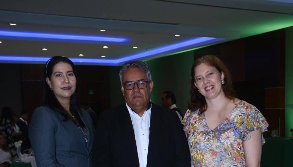 Sonia Panchamé, Marvin Oseguera e Irene Ortega