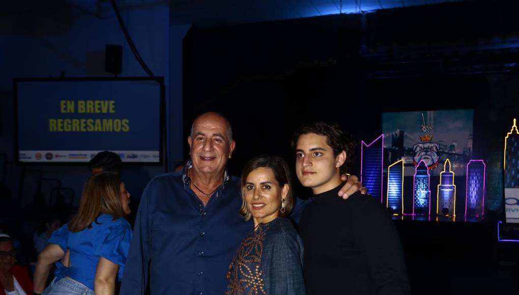 Taufic, Erika y Rodrigo Andonie