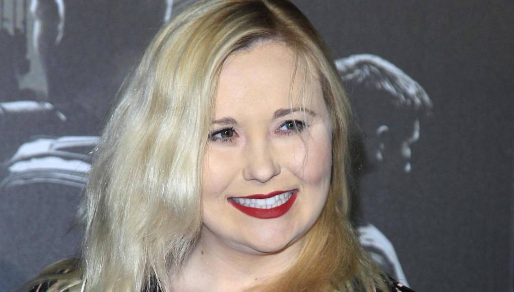 <b>Kathryn Eastwood:</b> es la segunda hija de la relación Eastwood Reeves. Tiene 36 años y también ingresó al mundo de la actuación. Estuvo en el elenco de “Jersey Boys”, película de su padre. Además de su trabajo en el cine, también es escritora y ha sido incluida en el libro “Virus of the Dead”. 