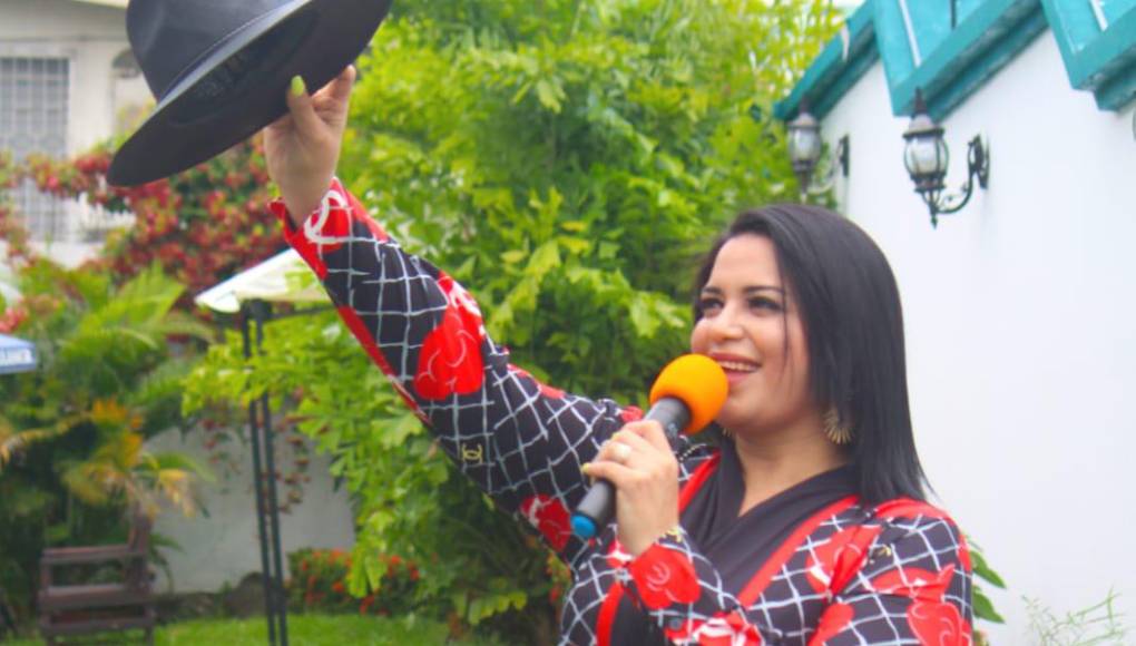 <b>MIRIAM CAST</b><br /><br />La cantante y su compañero Luis Carrasco llega a las 7:00 pm a restaurante Condy´s Grill y después de las 9:00 pm se presentarán en Carnitas el Rancho en barrio Suyapa.