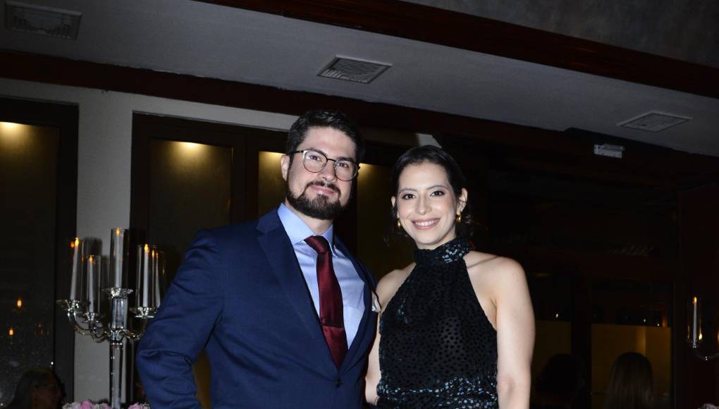 Roger Mauricio Valladares y Gina Silva