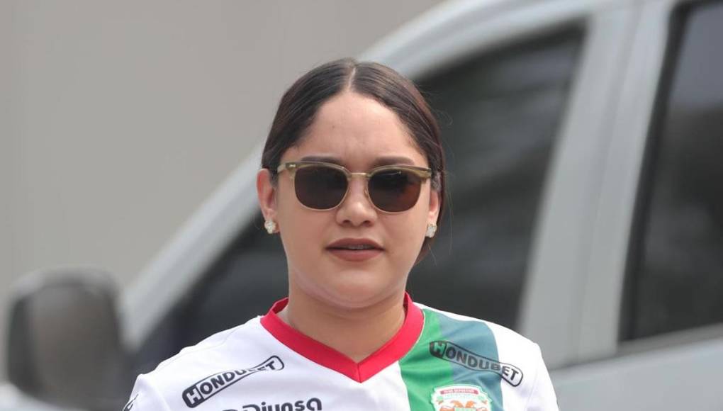 Bellas chicas y la fiesta del Yankel: ambientazo en el Marathón vs Génesis