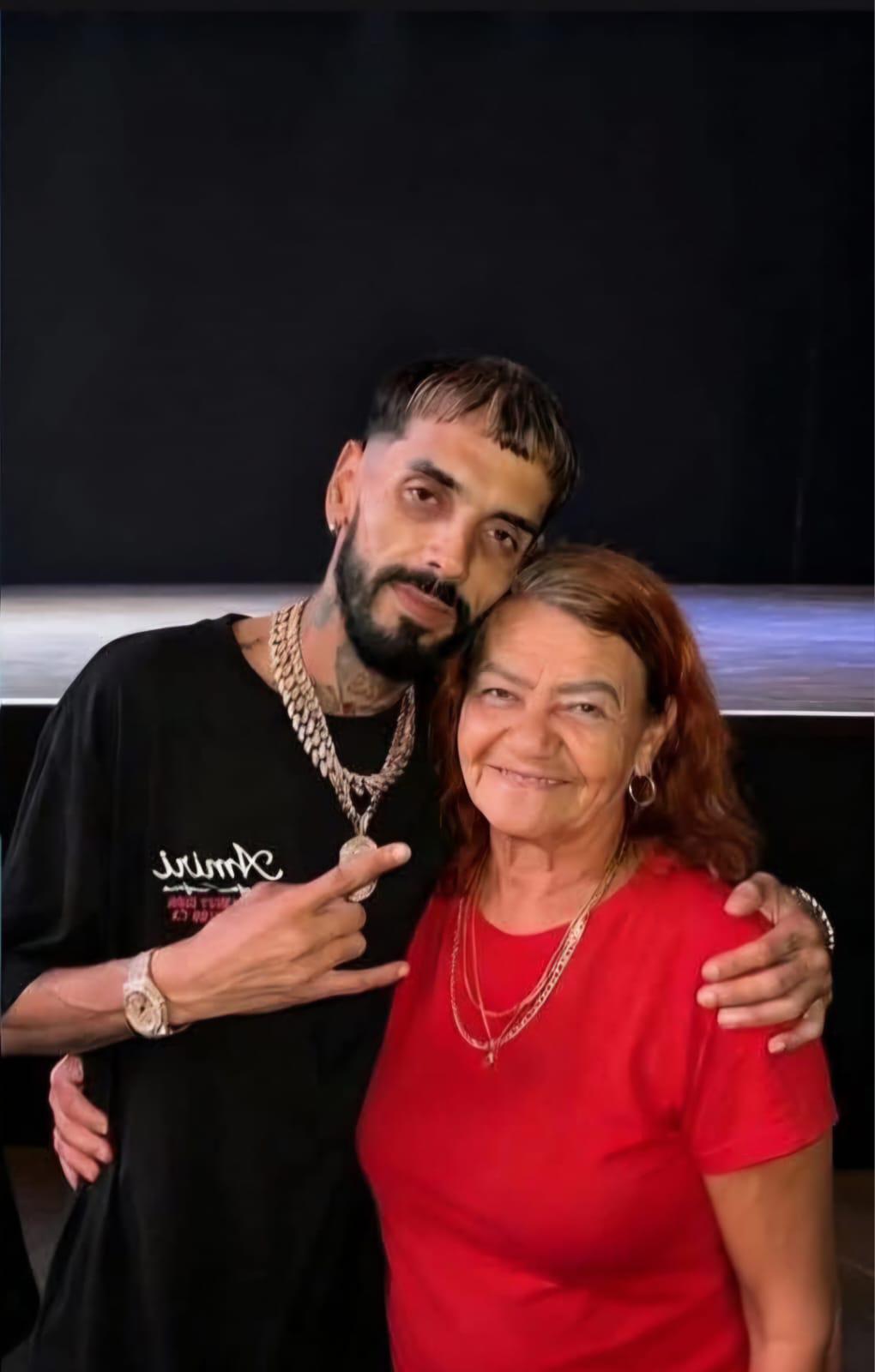 Anuel AA preocupa a sus seguidores por su apariencia física