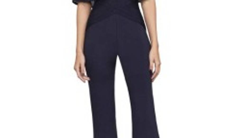 Delirio por las curvas ceñidas