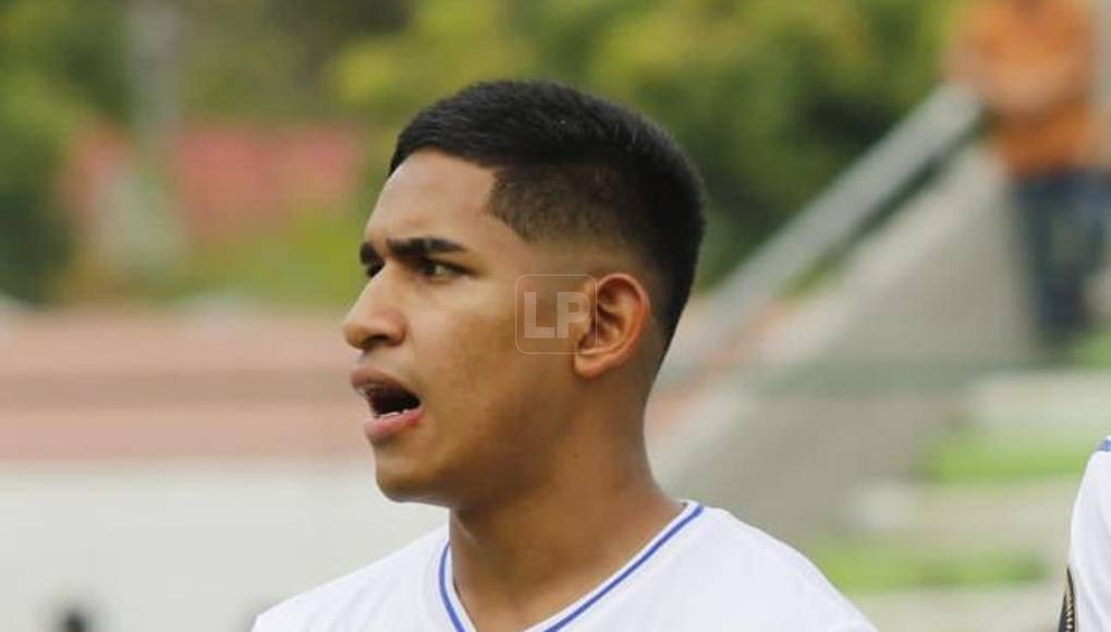 Marco Aceituno - Es la principal figura de Honduras durante el Premundial Sub-20 con 6 anotaciones. No cabe duda que será titular esta noche ante Estados Unidos.