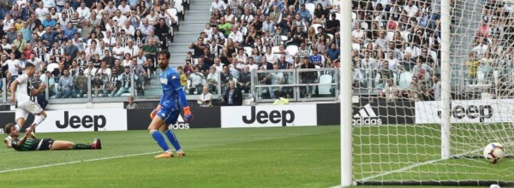 Con este zurdazo, Cristiano Ronaldo marcó su segundo gol con la Juventus. Foto EFE