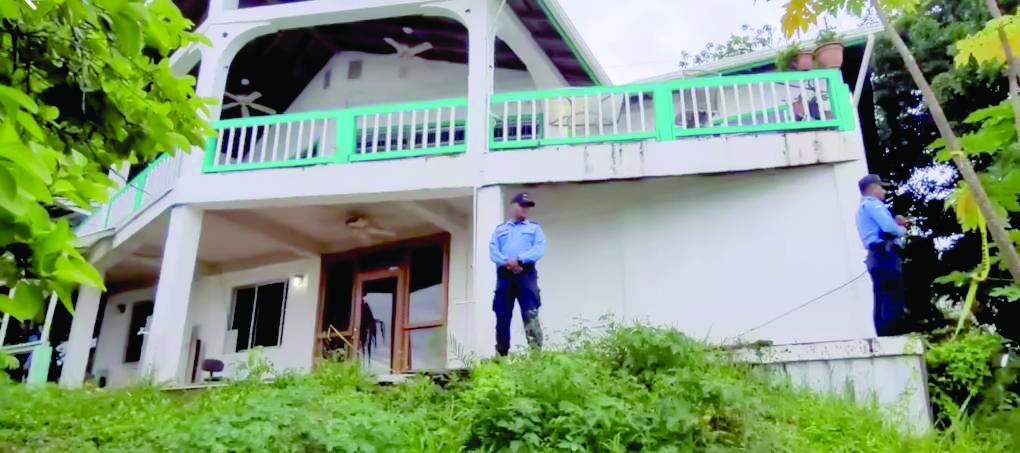 Indagan móvil pasional en masacre de Roatán