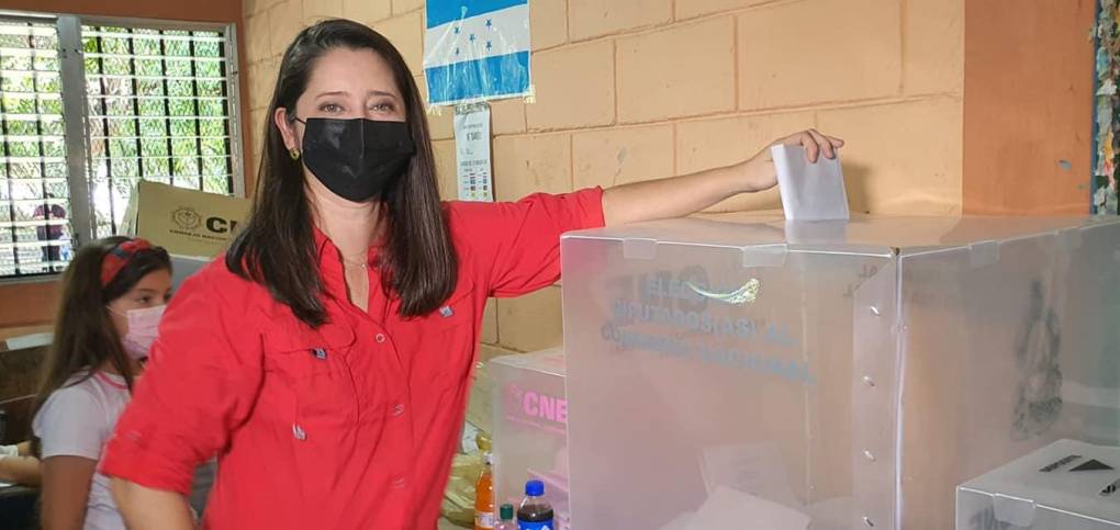 Elecciones Honduras 2021: Ellas son las guapas políticas que ya dieron su voto